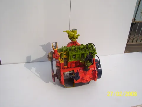 Four Stroke Four Cylinder Petrol Engine (Cut Section)