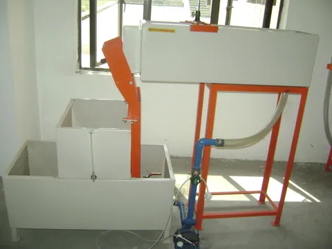 Notch Apparatus (Rectangular & V-Notch)